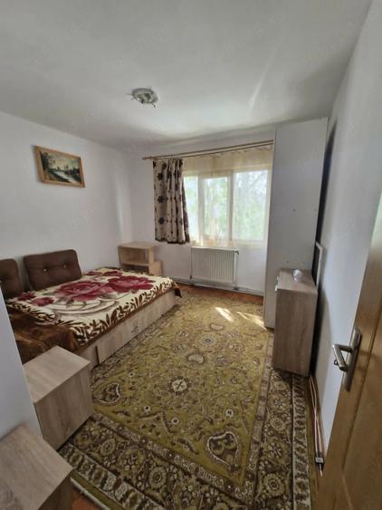 Apartament cu 2 camere decomandat în Sud