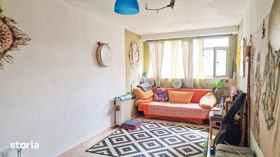 Apartament cu 4 camere în Obor