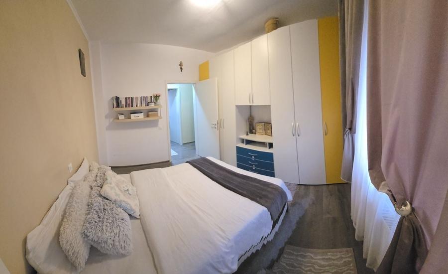 Apartament cu 2 camere decomandat în Sânpetru