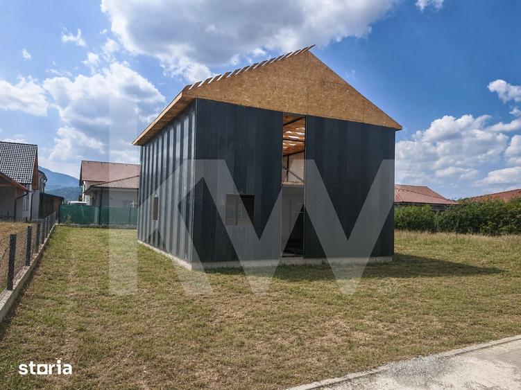 Casă cu 3 camere cu Teren 470 Mp în Central