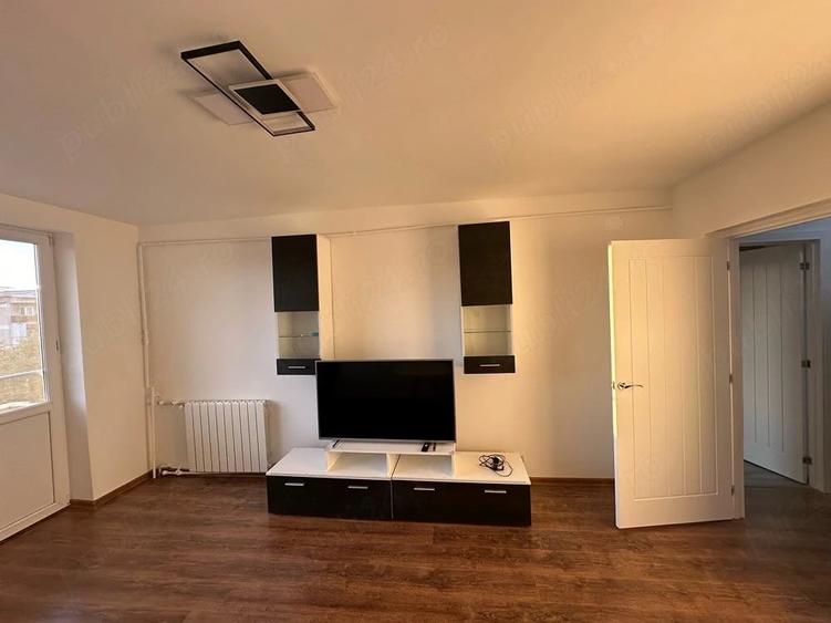 Apartament cu 2 camere decomandat în Exterior Vest