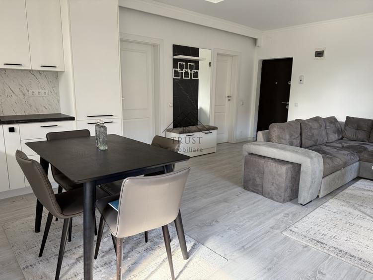 Apartament cu 2 camere decomandat, mobilat în Florești