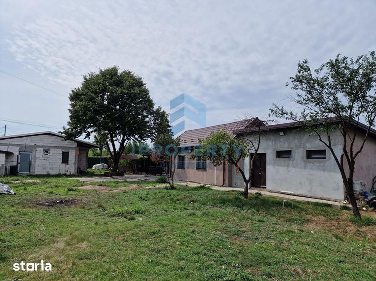 Casă cu 2 camere cu Teren 1700 Mp în Călugăreni