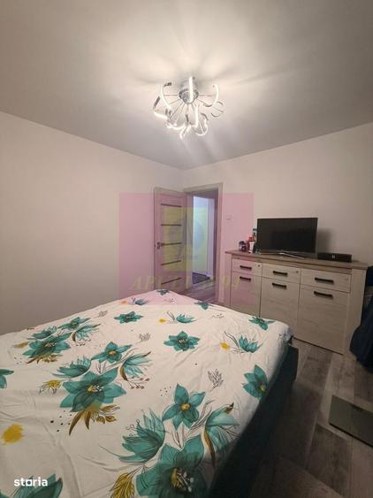 Apartament cu 3 camere decomandat, mobilat în Central