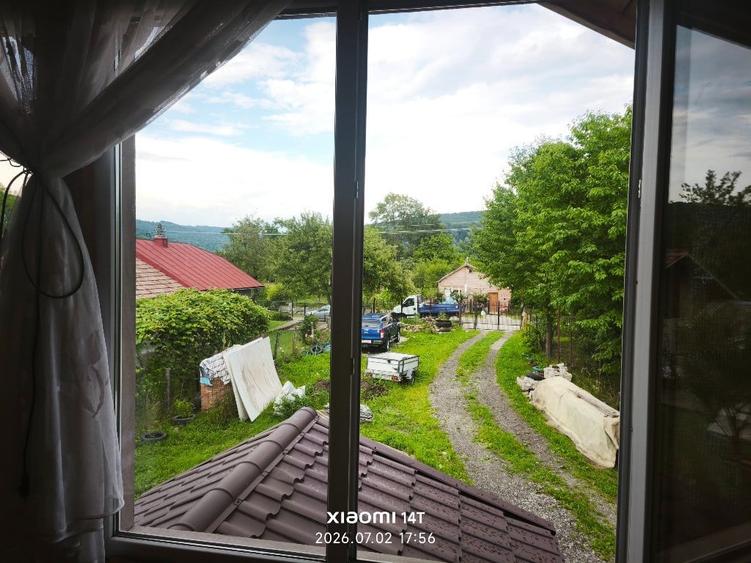 Casă cu 8 camere cu Teren 1498 Mp în Brebu