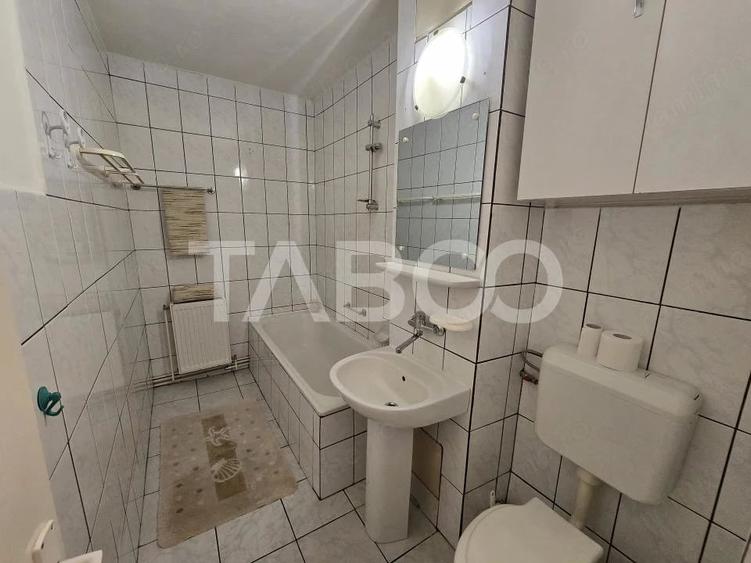 Apartament cu 3 camere decomandat în Terezian