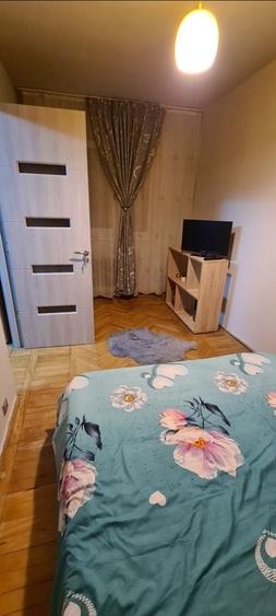 Inchiriez apartament 2 camere - 4