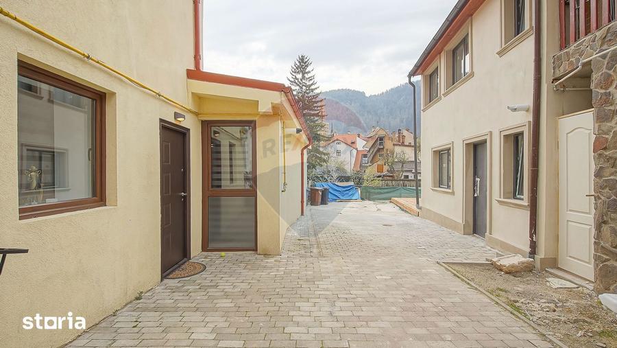 Apartament cu 2 camere, mobilat în Schei