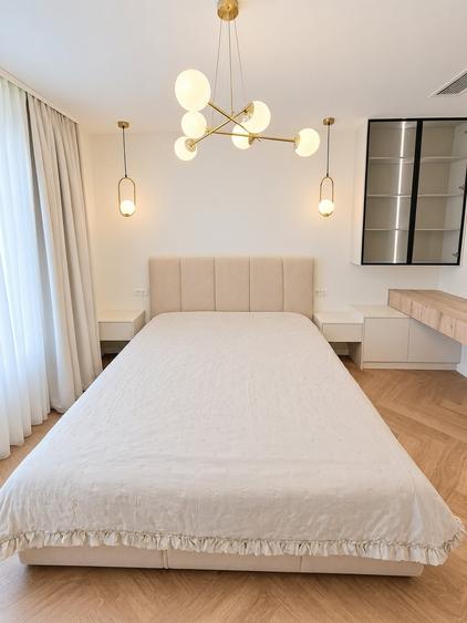 Apartament cu 3 camere semidecomandat, mobilat în Pipera