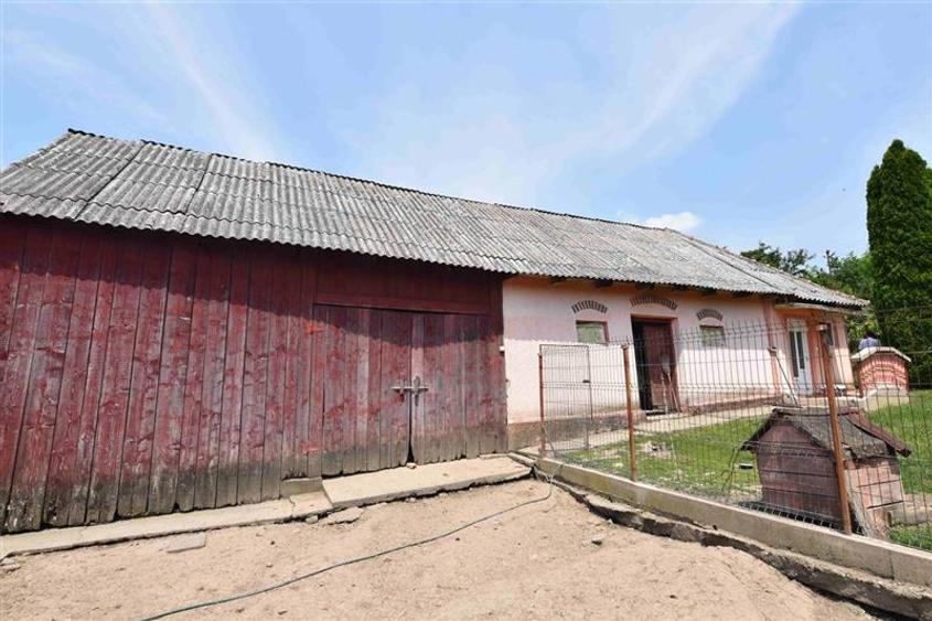 Casă individuală cu 3 camere cu Teren 1582 Mp în Păgaia