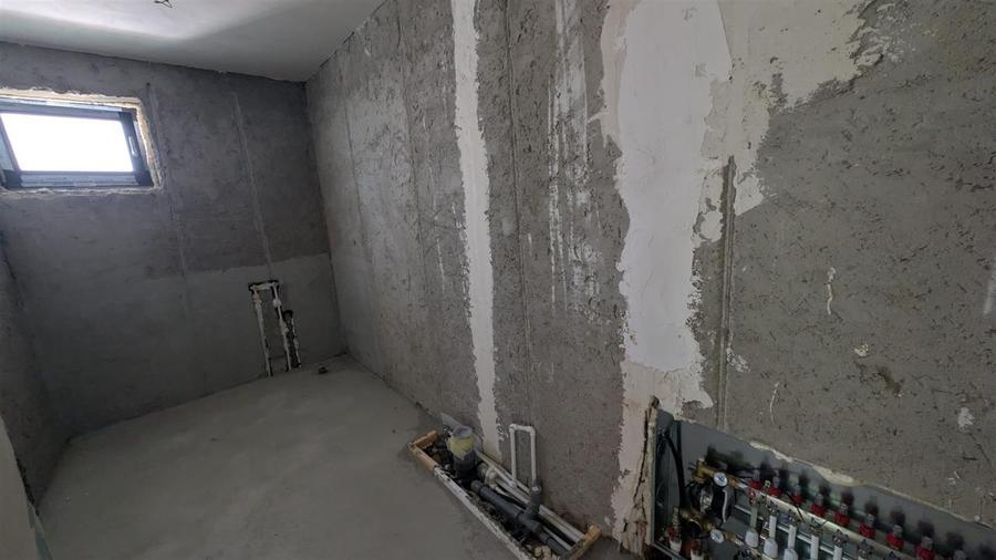 Casă cu 4 camere cu Teren 400 Mp în Valea Lupului
