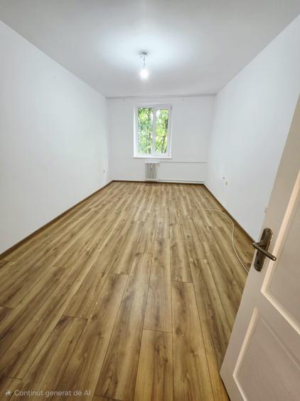 Apartament cu 2 camere decomandat în Sud