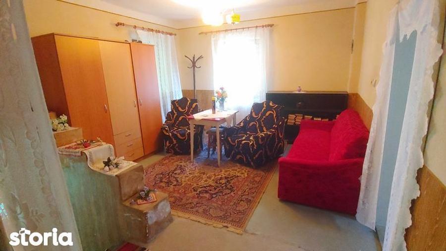 Casă cu 4 camere cu Teren 108 Mp în Topleț