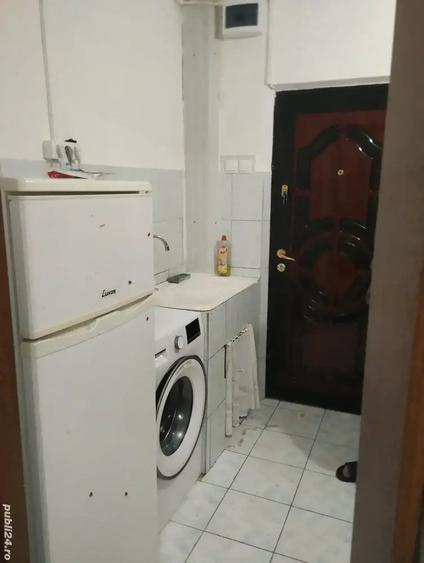 Garsonieră decomandată în Narcisa