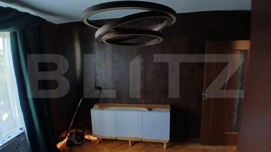 Apartament cu 3 camere decomandat, mobilat în Tudor Vladimirescu