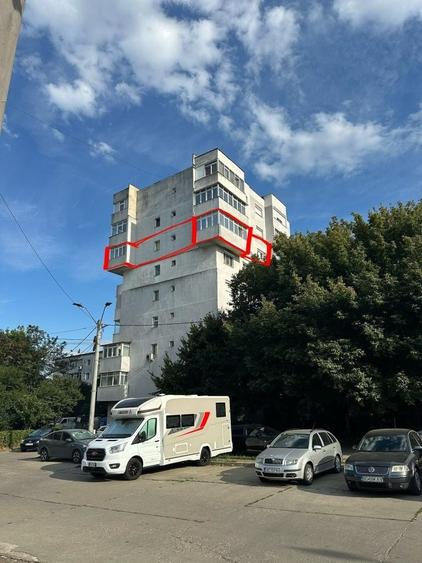 Apartament cu 3 camere decomandat în Orizont