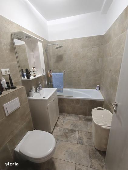Apartament cu 3 camere decomandat în Ciarda Roșie