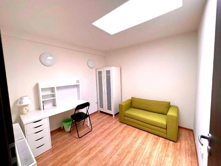 Apartament cu 4 camere decomandat, mobilat în 1 Mai