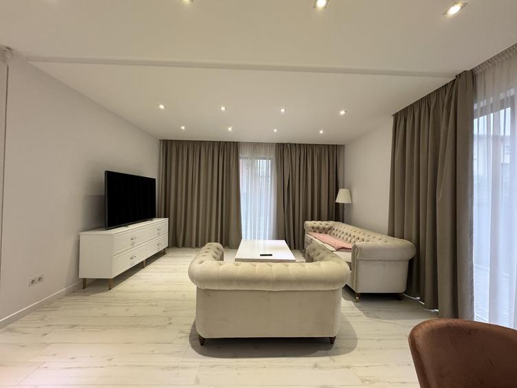 Duplex cu 4 camere cu Canalizare în Borhanci