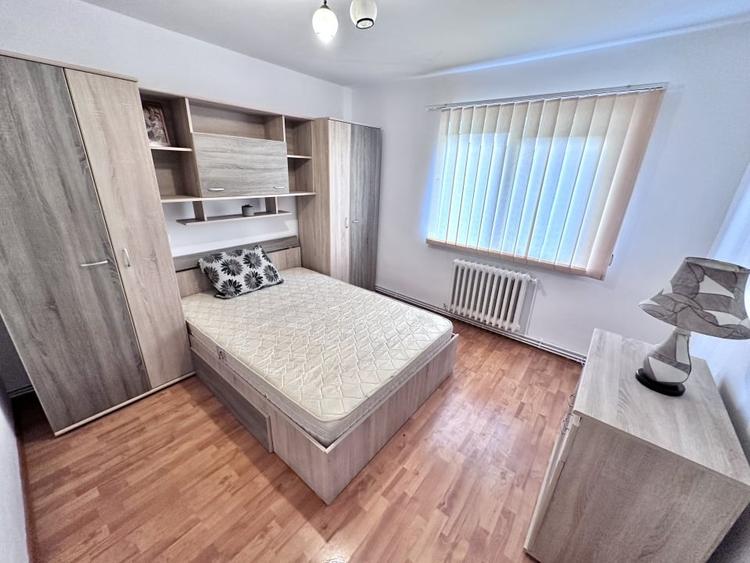 Apartament cu 2 camere decomandat, mobilat în Cetate
