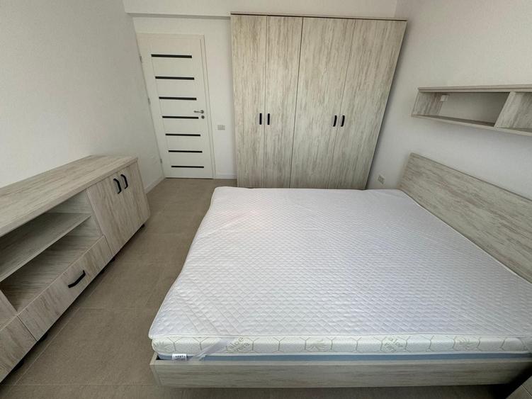 Apartament cu 2 camere decomandat, mobilat în Sud
