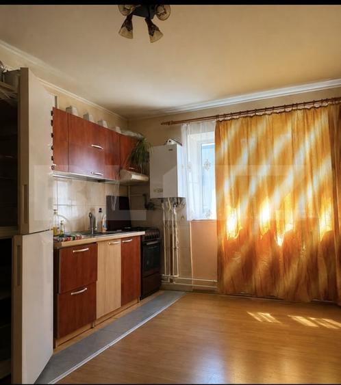 Apartament 3 camere, 63mp, decomandat, Siret - 1