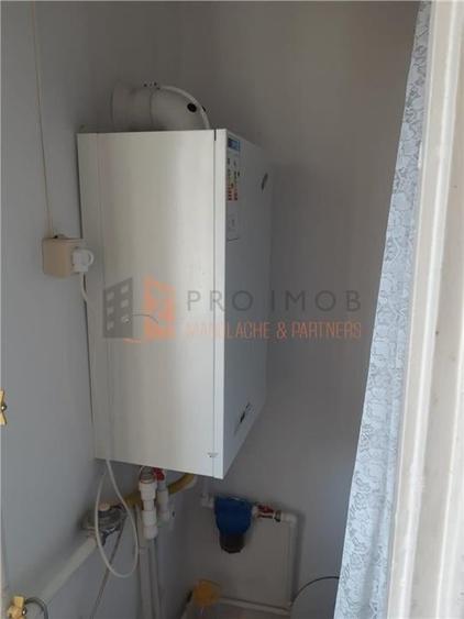 Apartament cu 3 camere decomandat în Dorobanți 1