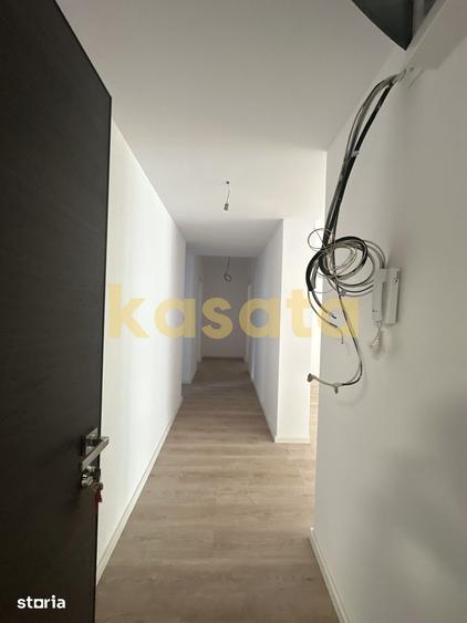 Apartament cu 4 camere în Tei