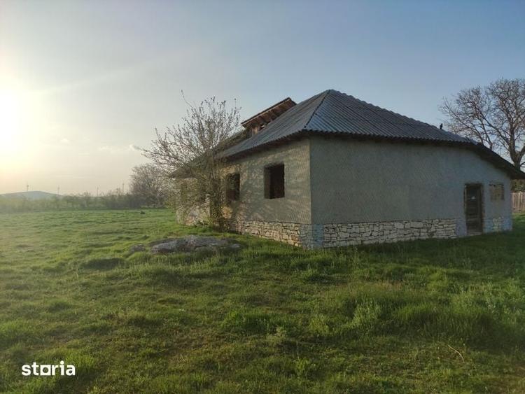 Casă cu 4 camere cu Teren 99 Mp în Baia