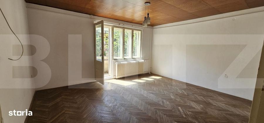 Apartament cu 3 camere decomandat în Chilieni
