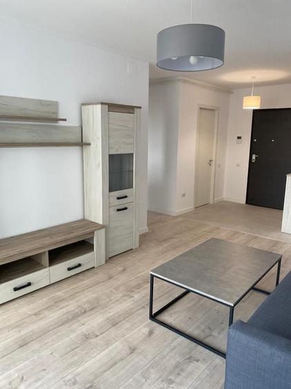 Apartament cu 2 camere decomandat în Sisești