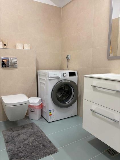 Apartament cu 2 camere decomandat în Aroneanu