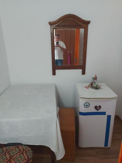 Garsonieră decomandată în Sud