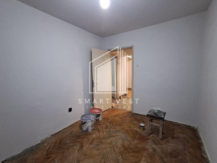 Apartament cu 4 camere în Micro 16