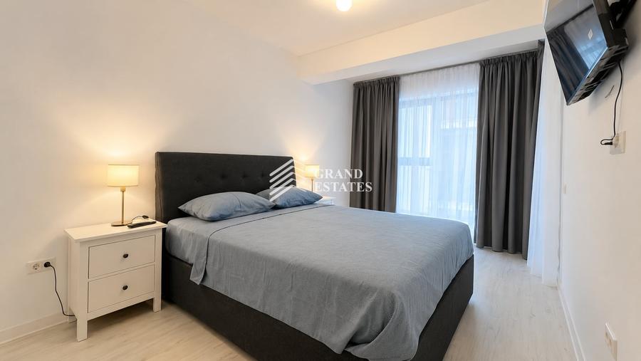Apartament cu 3 camere semidecomandat, mobilat în Otopeni