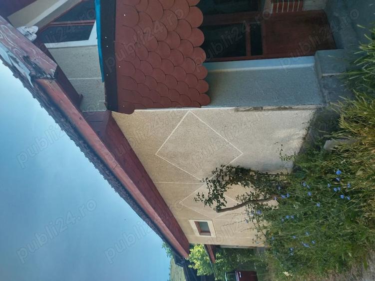 Casă cu 6 camere cu Teren 500 Mp în Almașu Sec