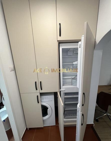 Apartament cu 2 camere decomandat, mobilat în Brâncoveanu