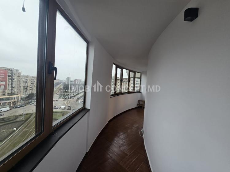 Apartament cu 2 camere decomandat, mobilat în Republicii