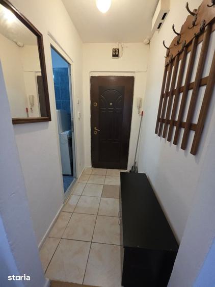 Apartament cu 2 camere în Micro 14