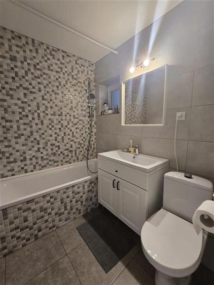 Apartament cu 2 camere semidecomandat, mobilat în Tineretului