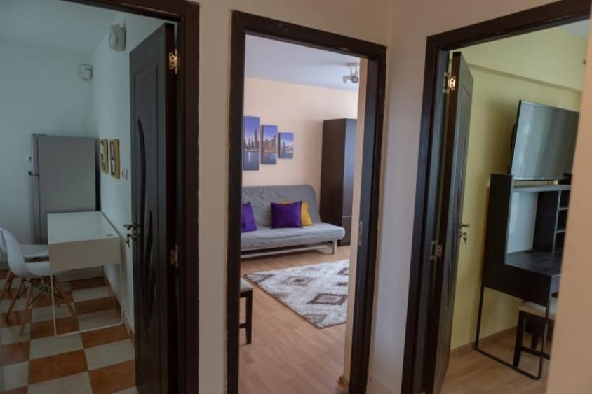 Apartament cu 2 camere decomandat în Tineretului