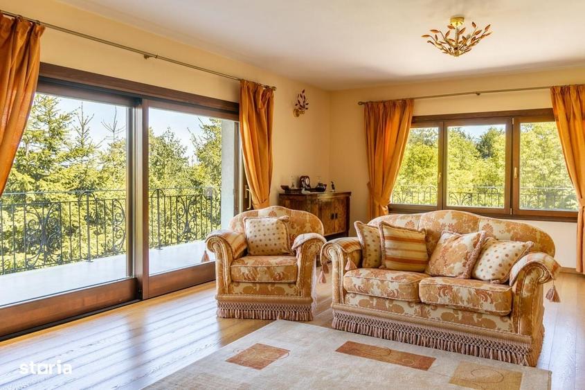 Casă cu 4 camere în Central