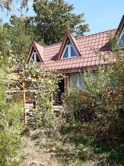 Casă cu 2 camere cu Teren 50 Mp în Fundeni