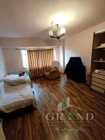 Garsonieră decomandată, mobilată în Mănăștur