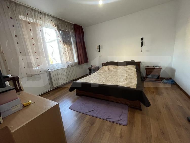 Apartament cu 3 camere decomandat, mobilat în Central