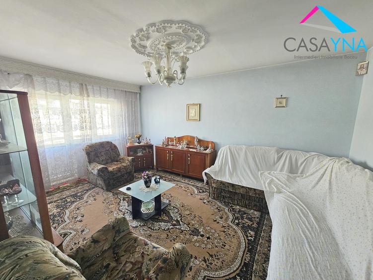 Apartament cu 3 camere decomandat în Ștefan cel Mare