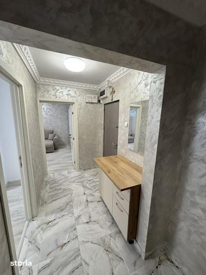 Apartament cu 2 camere decomandat în Palazu Mare