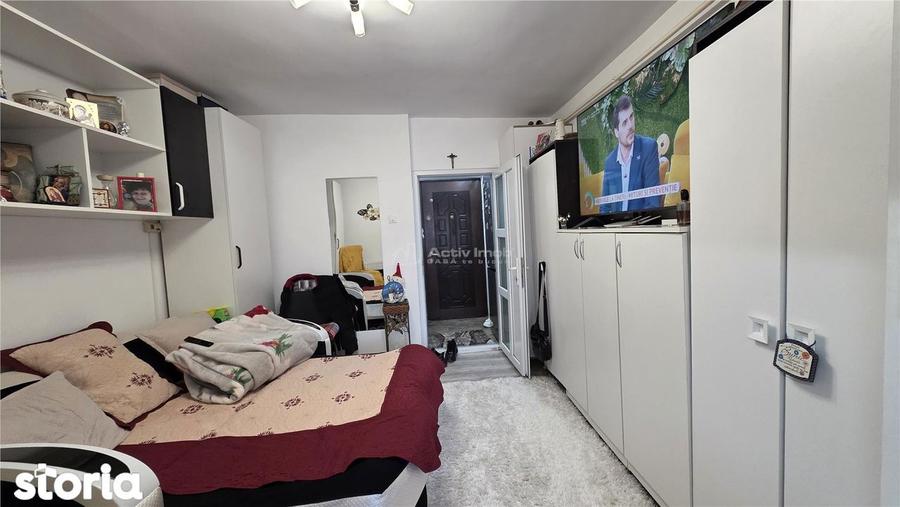 Garsonieră semidecomandată în Valea Rosie