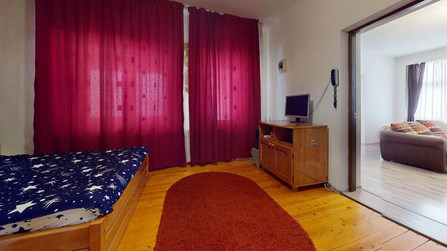 Apartament cu 3 camere semidecomandat, mobilat în Griviței