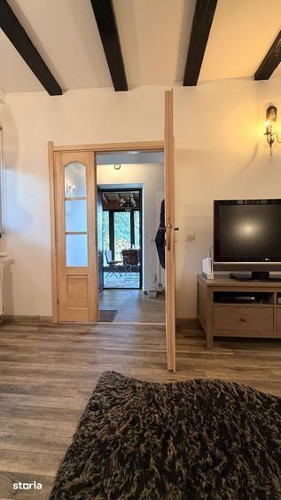 Apartament cu 3 camere, mobilat în Castelul Peleș